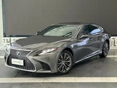 Lexus LS 2018