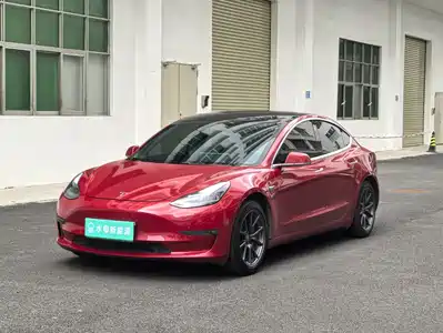 Tesla Model 3 2020
