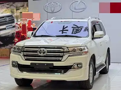 Toyota Land Cruiser 2013