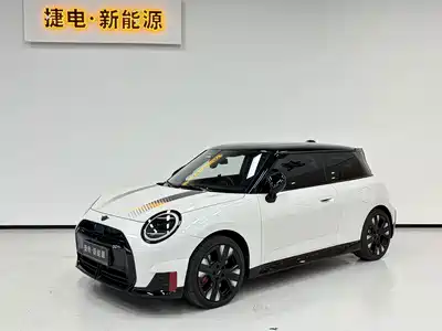 MINI Electric MINI JCW 2025