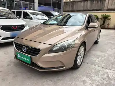Volvo V40 2014