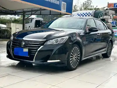 Toyota Crown 2018