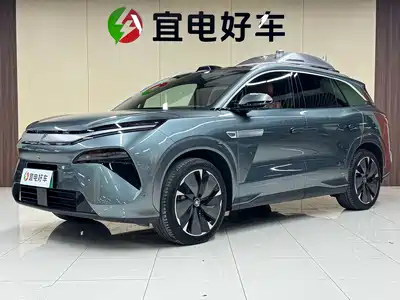 BYD Tang L 2025