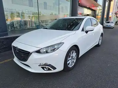 Mazda Mazda3 Axela 2015
