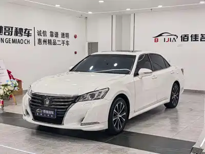Toyota Crown 2019