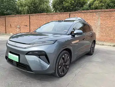 BYD Tang L 2025