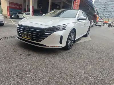 Nissan Teana 2024
