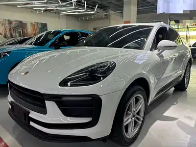 Porsche Macan 2022