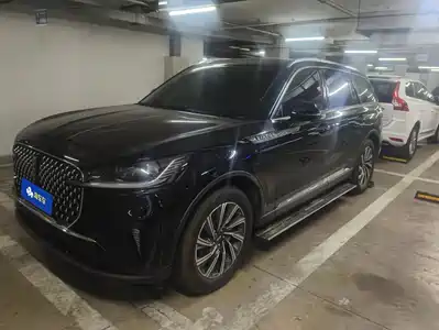 Lincoln Aviator 2025