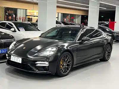 Porsche Panamera 2018