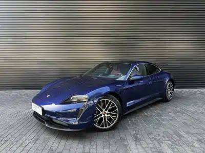 Porsche Taycan 2021