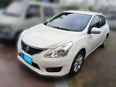 Nissan Tiida 2014