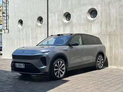 NIO ES8 2024