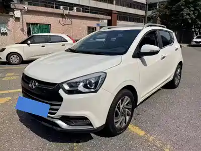 JAC Motors Refine S2 2016