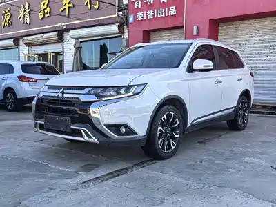 Mitsubishi Outlander 2021