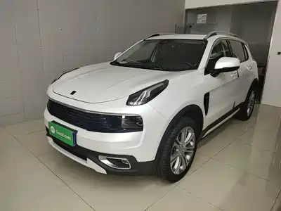 Lynk & Co 01 2020