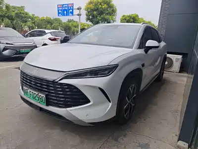 BYD Song L DM-i 2025