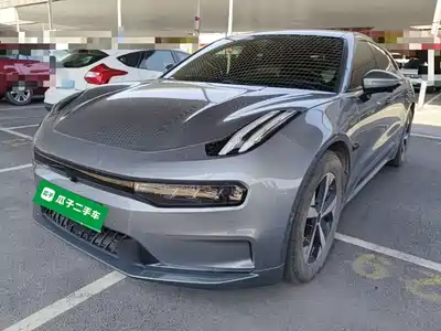 ZEEKR 001 2024