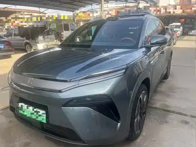 BYD Tang L 2025