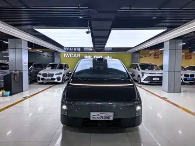 Li Auto MEGA 2024