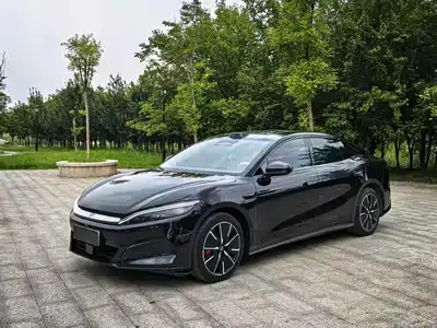 BYD Han L 2025
