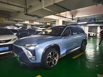 NIO ES8 2018