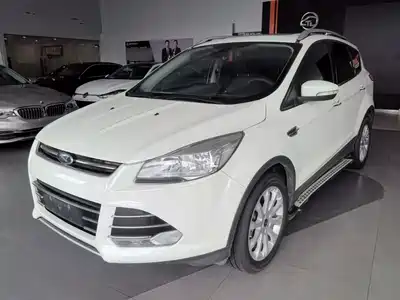Ford Kuga 2016