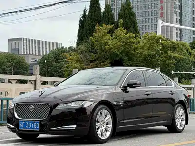 Jaguar XFL 2018