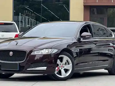 Jaguar XFL 2018