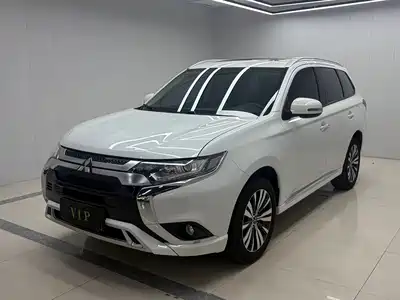 Mitsubishi Outlander 2021