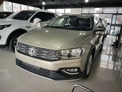 Volkswagen C-TREK 2017