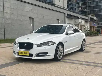Jaguar XF 2013