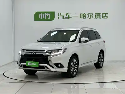 Mitsubishi Outlander 2022