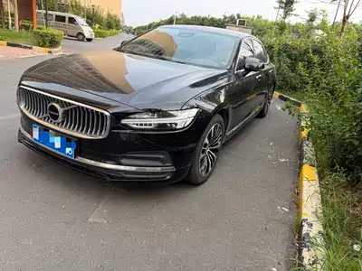 Volvo S90 2023