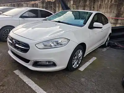 Fiat Viaggio 2015