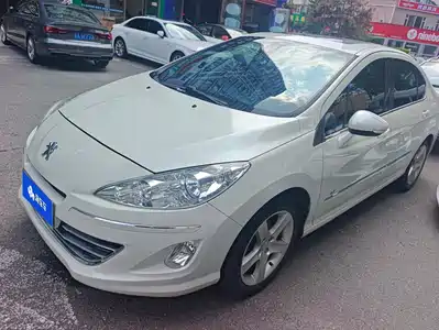 Peugeot 408 2013