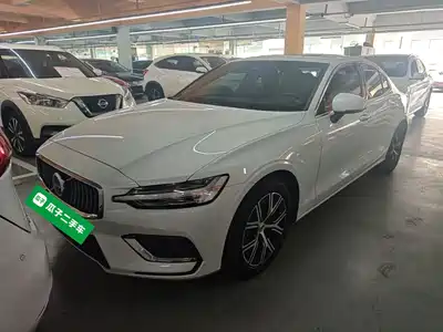 Volvo S60 2023
