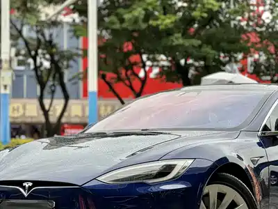 Tesla Model S 2017