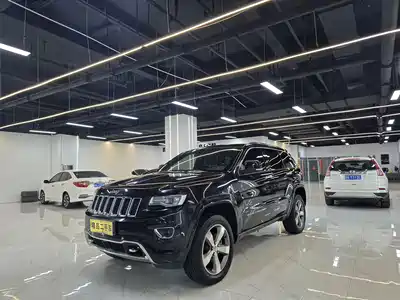 Jeep Grand Cherokee (Import) 2017