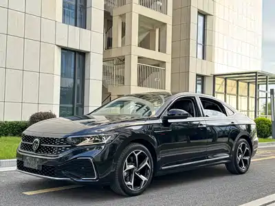 Volkswagen Passat 2024