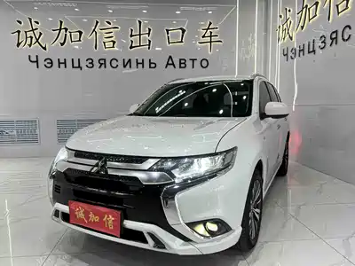 Mitsubishi Outlander 2022