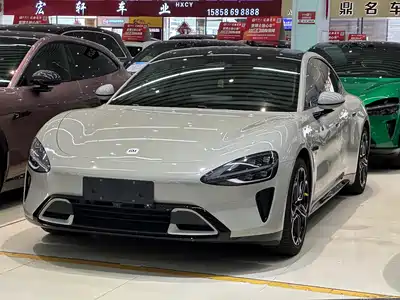 Xiaomi Auto SU7 2024