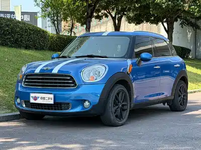 MINI COUNTRYMAN 2013