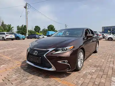 Lexus ES 2017