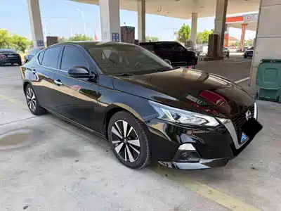 Nissan Teana 2022