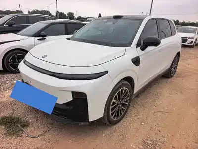Leapmotor B10 2025