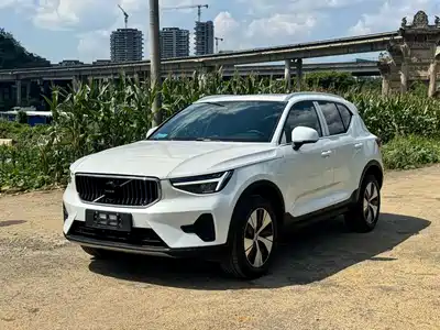 Volvo XC40 2024