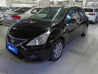 Nissan Tiida 2013