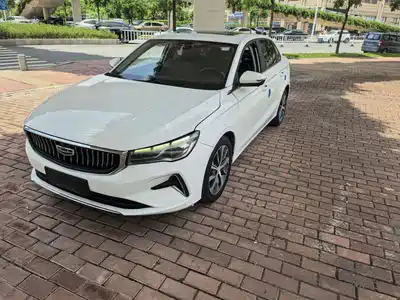 Geely Emgrand 2023