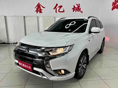 Mitsubishi Outlander 2022
